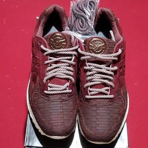 2017 Saucony Select Shadow 5000 Bricks